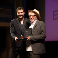 Elia Suleiman reciving The Hearth of Sarajevo, National Theatre, 30th Sarajevo Film Festival, 2024 (C) Obala Art Centar