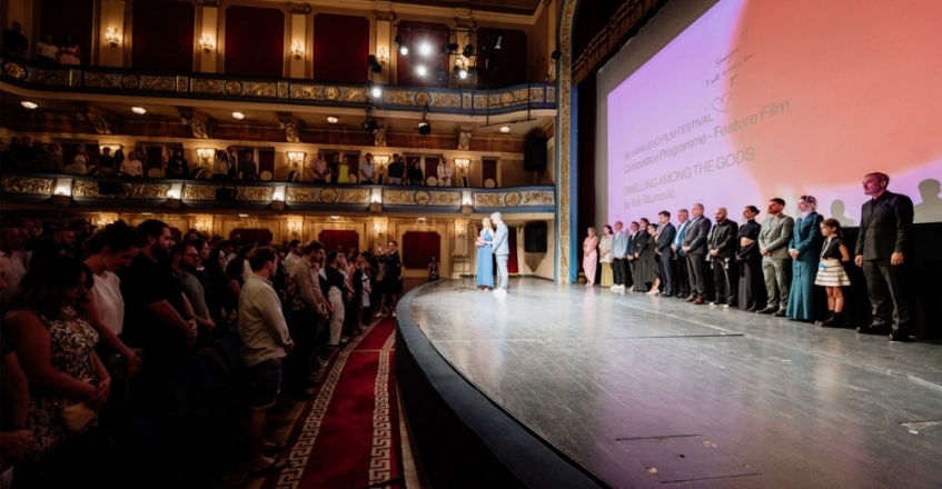 Moment of Silence for Victims of the Drina River Tragedy Before the World Premiere of a Film on Migrants